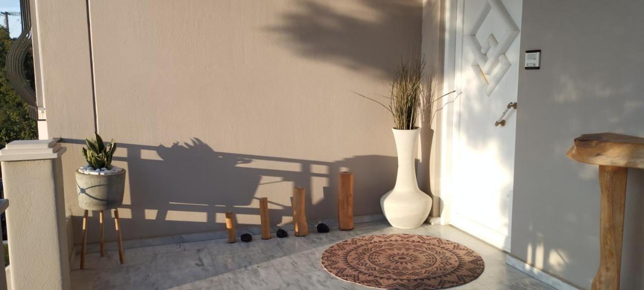 Suite With Garden Agia Marina  Esterno foto